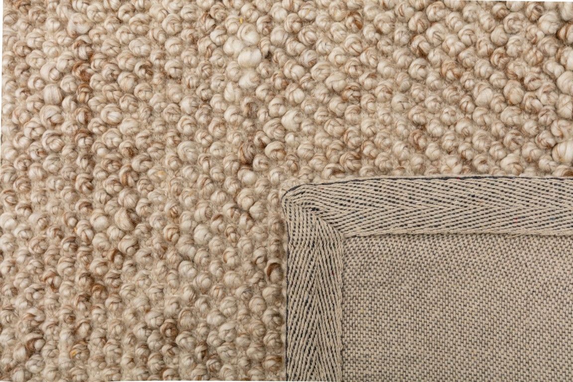 Avenue Beige is a hand woven PET Yarn (Recycled Plastics) Rug. It features a soft wool-like feel with a modern/contemporary design. Colour Beige. Sizes 155 X 225, 200 X 290, 240 X 320 and 300 X 400. Fold.