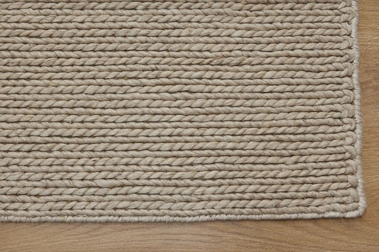 Luxury Beige is a hand-braided rug crafted using wool and bamboo silk for luxurious feel. Its contemporary Scandinavian design stands out with a modern look and a pile height of 16-18mm. Colour Beige. Sizes 160 X 230, 200 X 290, 240 X 340 and 300 X 400. Corner.