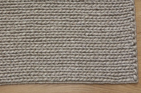 Luxury Grey is a hand-braided rug crafted using wool and bamboo silk for luxurious feel. Its contemporary Scandinavian design stands out with a modern look and a pile height of 16-18mm. Colour Grey. Sizes 160 X 230, 200 X 290, 240 X 340 and 300 X 400. Corner.