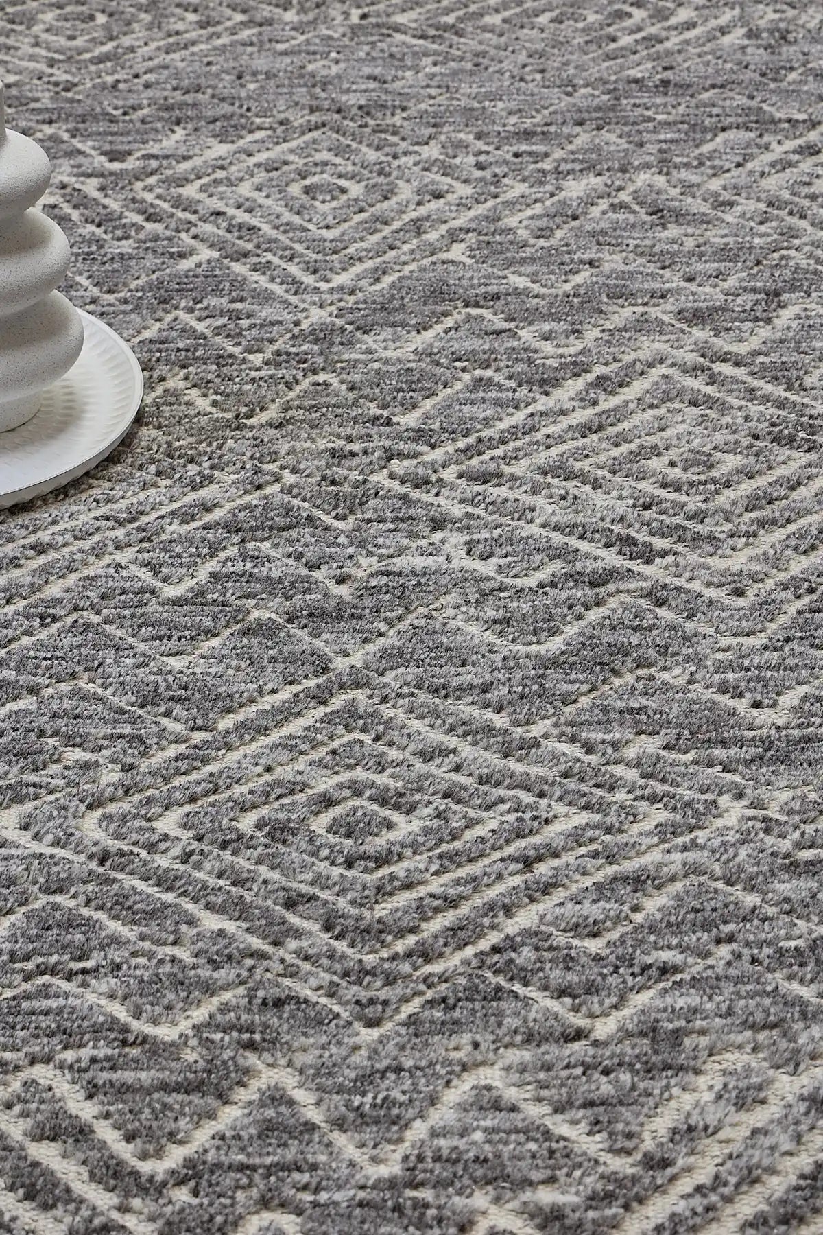 Brazil - Coca is a Boho Tribal Hand-Knotted Wool and Bamboo Silk Rug with a pile height of 7-9mm. Colours Grey with Cream. Sizes 160 X 230, 200 X 290, and 240 X 340. Life.