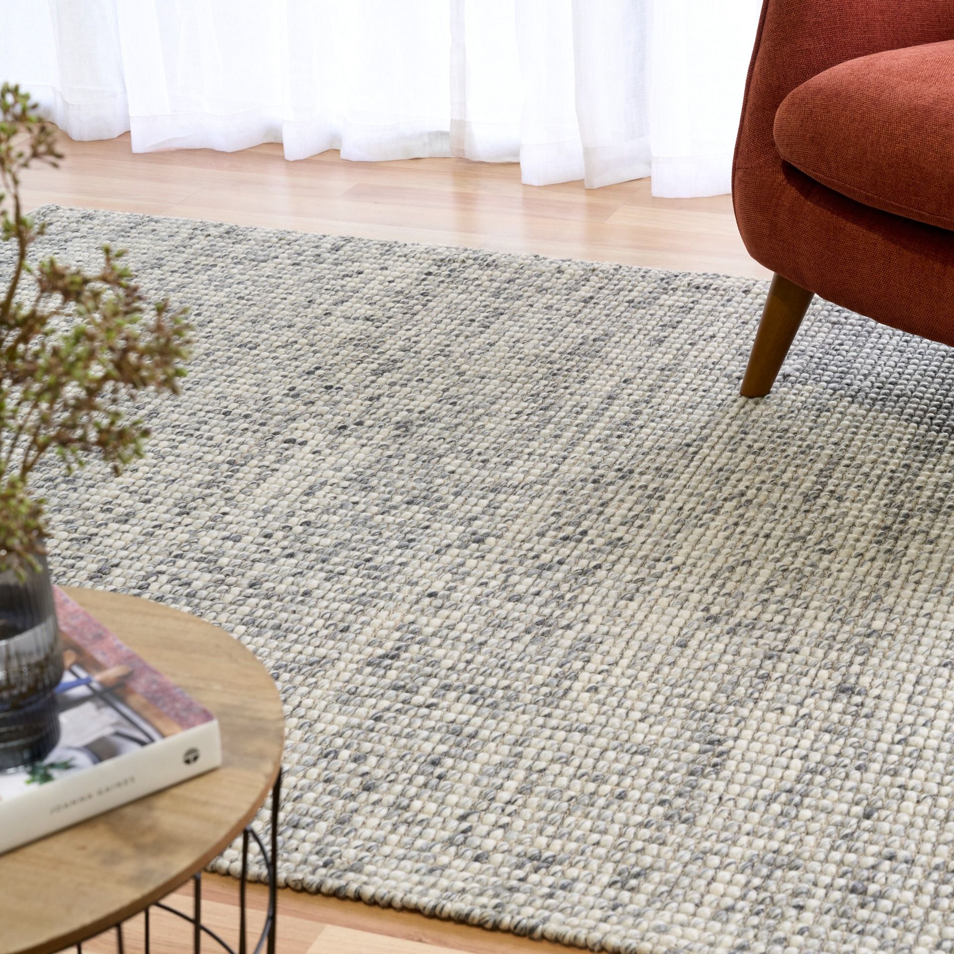 Dasha Grey is a texture hand woven rug made of 80%  New Zealand Wool and 20% Polyester. Colour Grey. Sizes 155 X 225, 200 X 290, 240 X 320 and 300 X 400. Life.