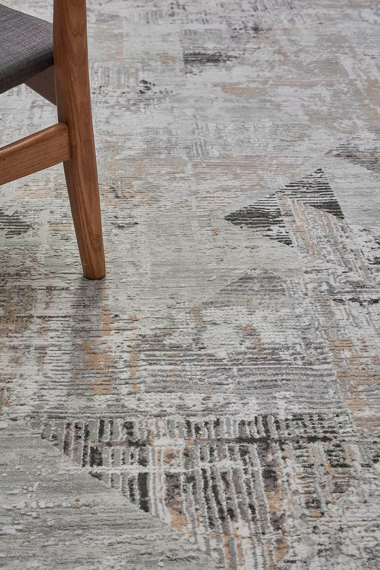 Finesse Grey is a machine made rug. Its design boasts a geometric modern/contemporary feel. Crafted from Viscose and Polyester, with a low-profile 7-9mm pile height. Colours Grey, Light Grey and Beige tones. Sizes 160 X 230, 200 X 300 and 240 X 340. Life.