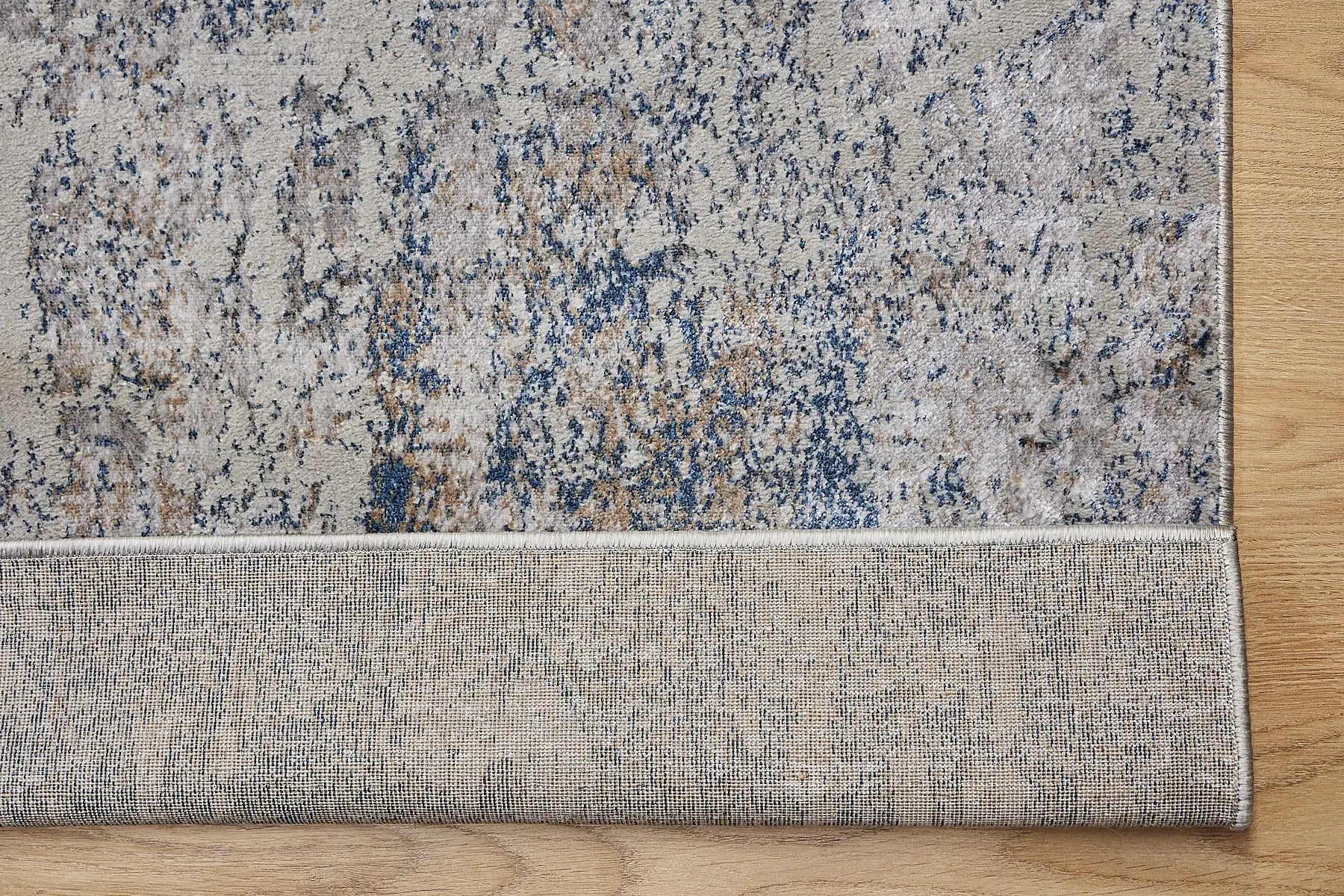 Geneva Blue is a machine made rug. Its design boasts a modern/contemporary feel. Crafted from Viscose and Polyester, with a low-profile 7-9mm pile height. Colours Light Grey with Blue accent tones. Sizes 160 X 230, 200 X 290 and 240 X 340. Fold.