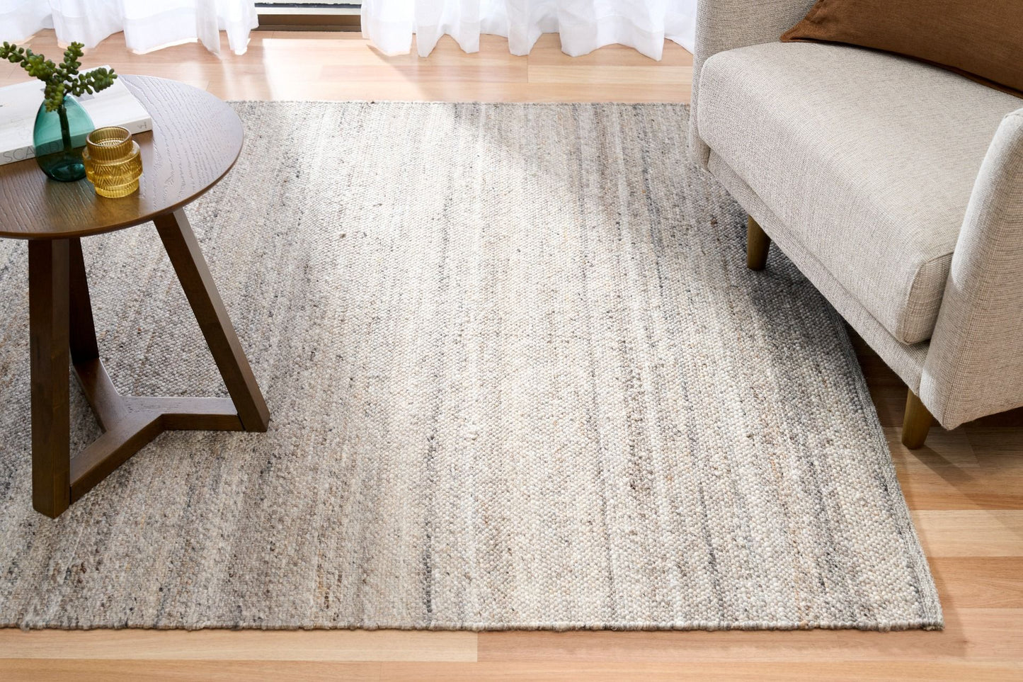 Harmony Dark Grey Rug – hand-woven blend of wool and viscose in soft natural tones, featuring a textured finish that’s both elegant and durable. Colour White, Grey, black and brown flecks. 3 sizes. Life.