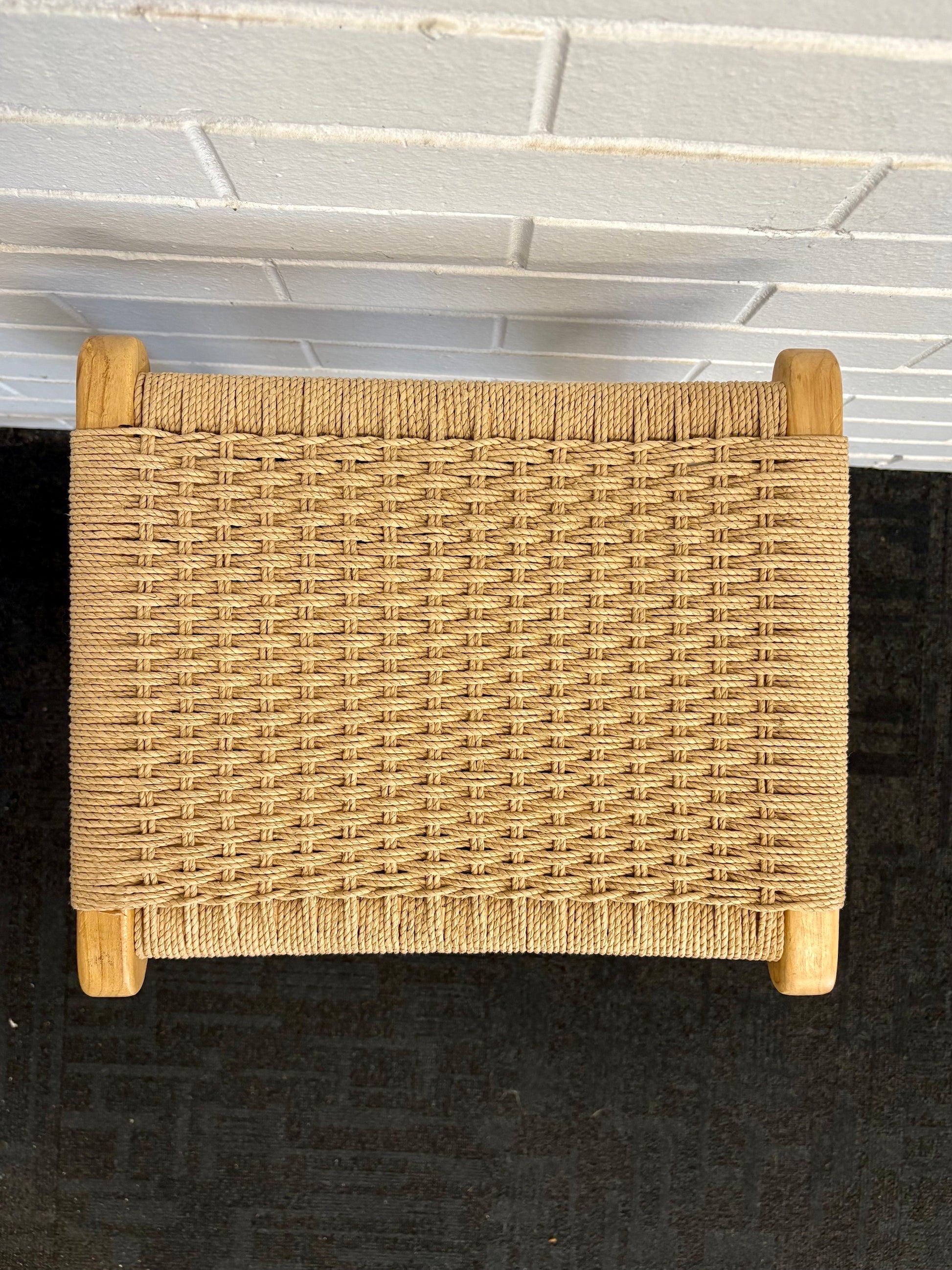 The Hudson Barstool boasts a coastal contemporary feel. Crafted from sustainable solid teak and featuring a luxurious rope seat. Colour natural. Measures 400 wide X 350 depth X 680 seat height. Top.