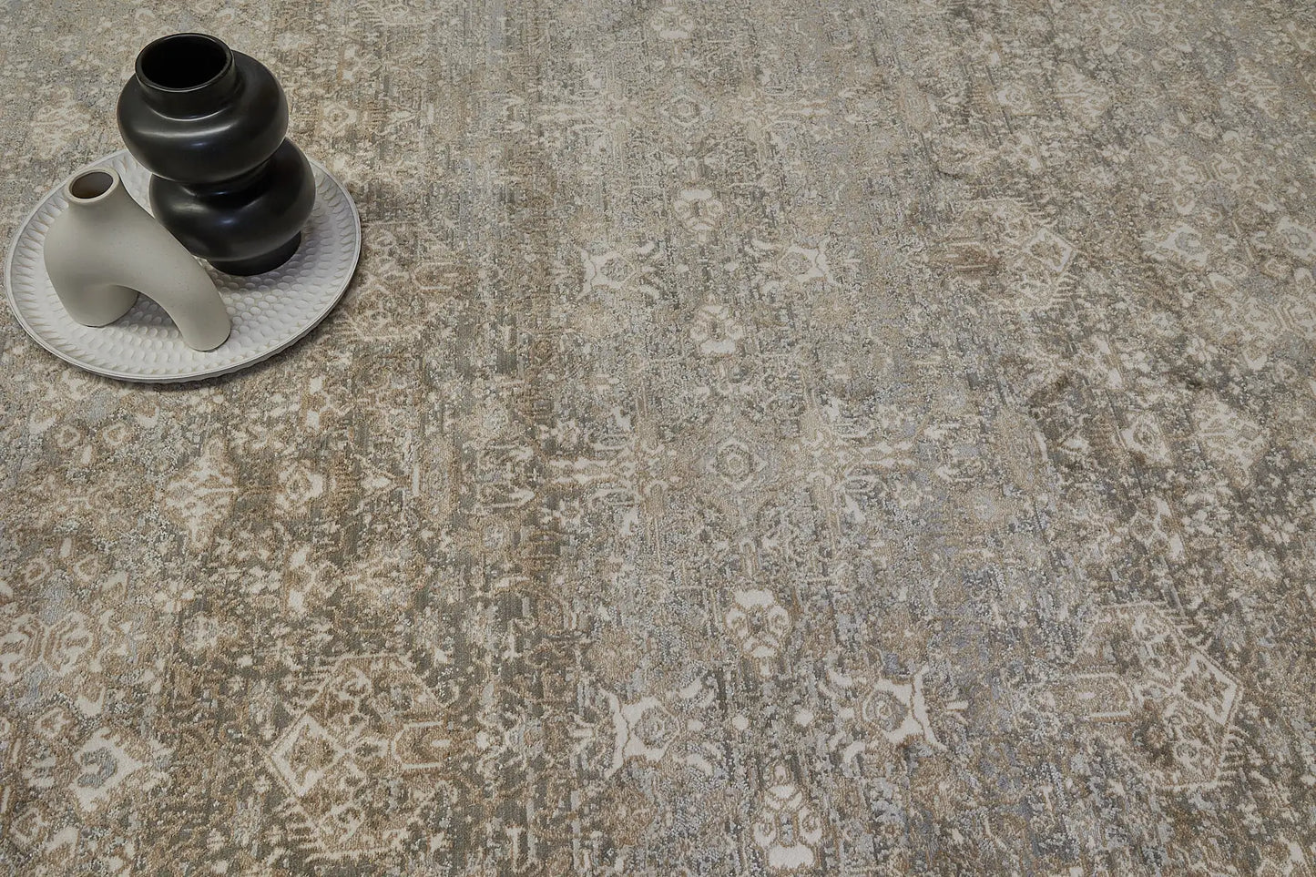 Indus Beige is an exquisite traditional design rug. It is machine made of luxurious Viscose and Polyester. Colours Beige, Brown and Cream accents. Sizes 160 X 230, 200 X 300 and 240 X 330. Life.