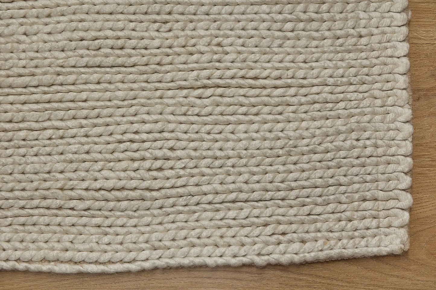 Luxury White is a hand-braided rug crafted using wool and bamboo silk for luxurious feel. Its contemporary Scandinavian design stands out with a modern look and a pile height of 16-18mm. Colour White. Sizes 160 X 230, 200 X 290, 240 X 340 and 300 X 400. Corner.