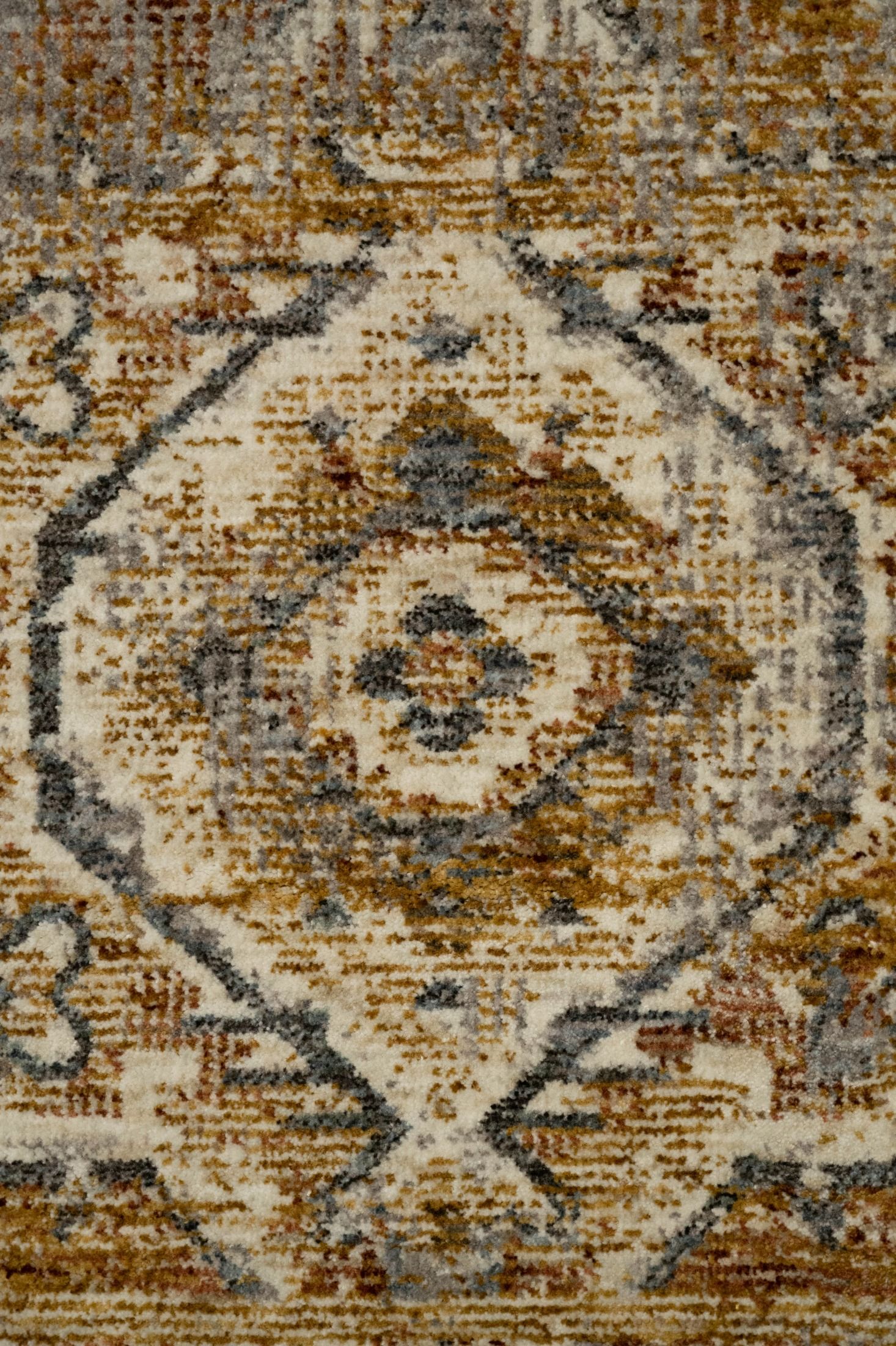 The Matana Barley 7 Rug. Traditional style, machine made rug. Colours browns, beige, cream and grey. Sizes 160 X 235, 200 X 285, 240 X 330 and 300 X 400. Close.