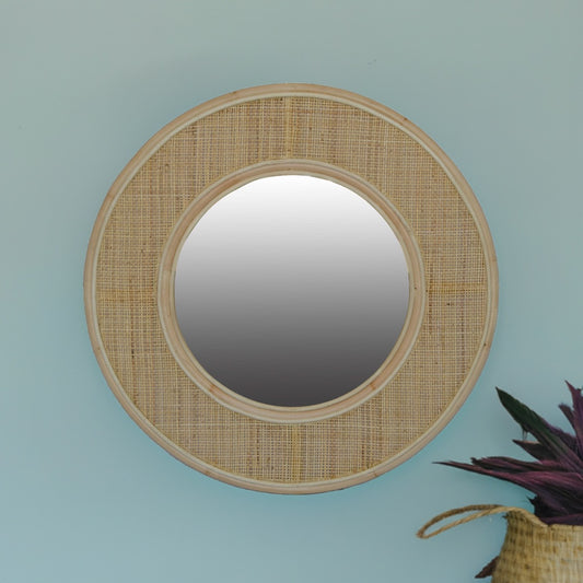 The Oahu Round Mirror has a coastal touch with its rattan and mesh frame. Colour natural. Measures 850 diameter. Life.