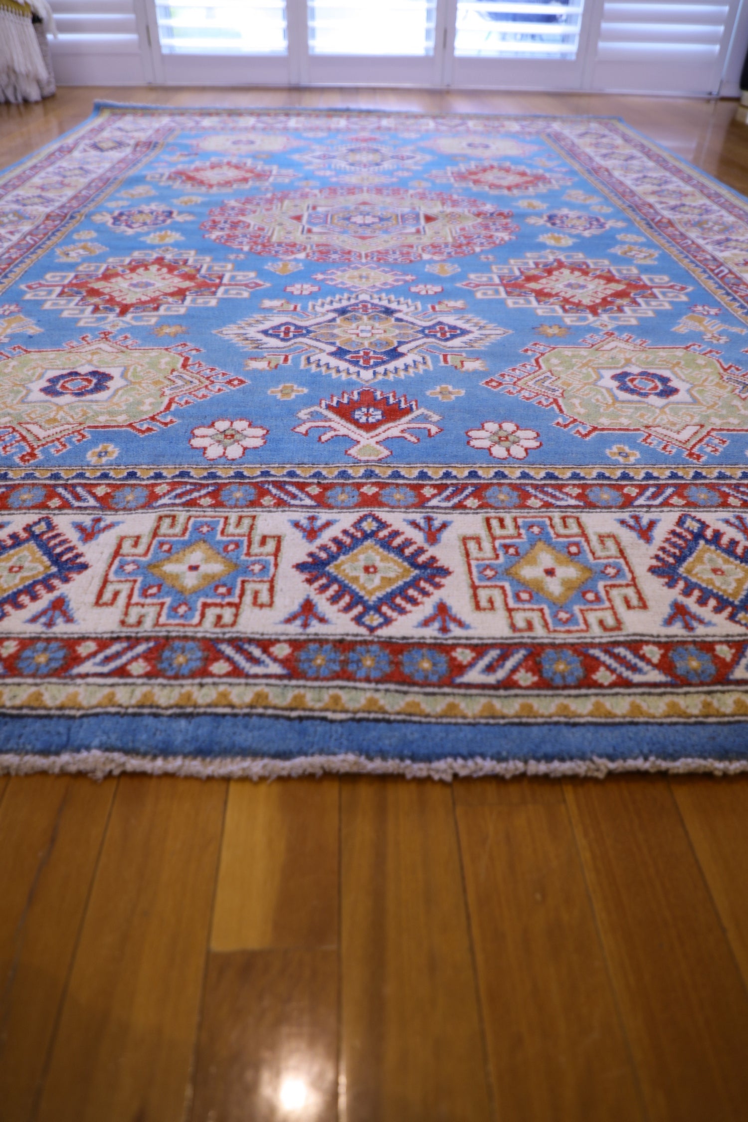 Ochoco Living Room Rugs. Hand-Knotted Kazak Rugs Perth.