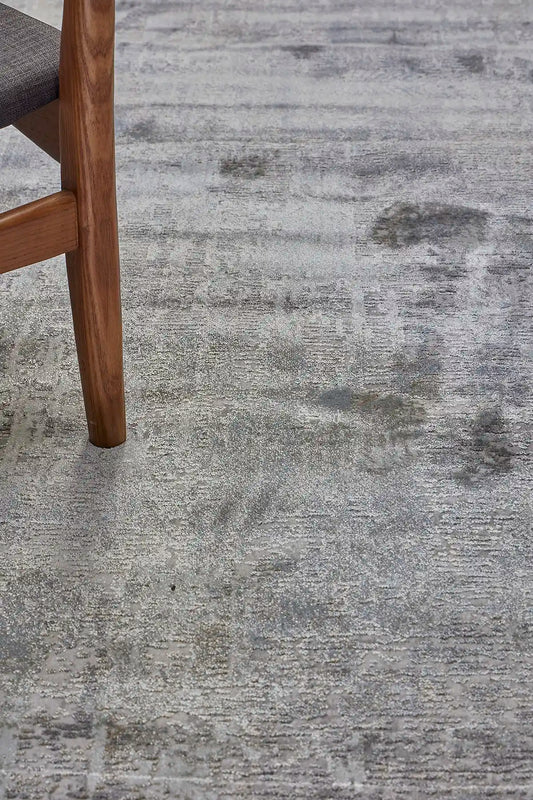 Raj Grey is a machine made rug. Its design boasts a modern/contemporary feel. Crafted from Viscose and Polyester, with a low-profile 7-9mm pile height. Colours Light Grey, and Grey tones. Sizes 160 X 230, 200 X 290, 240 X 340 and 300 X 400. Life.
