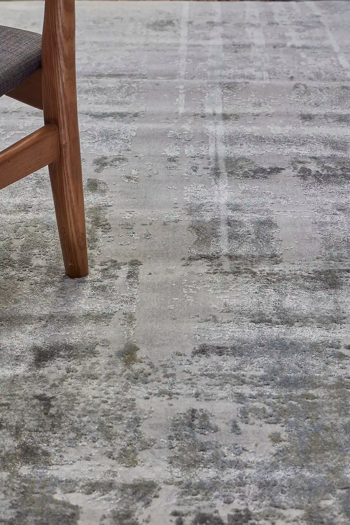 Raj Taupe is a machine made rug. Its design boasts a modern/contemporary feel. Crafted from Viscose and Polyester, with a low-profile 7-9mm pile height. Colours Light Grey with grey and beige accents. Sizes 160 X 230, 200 X 290, 240 X 340 and 300 X 400. Life.