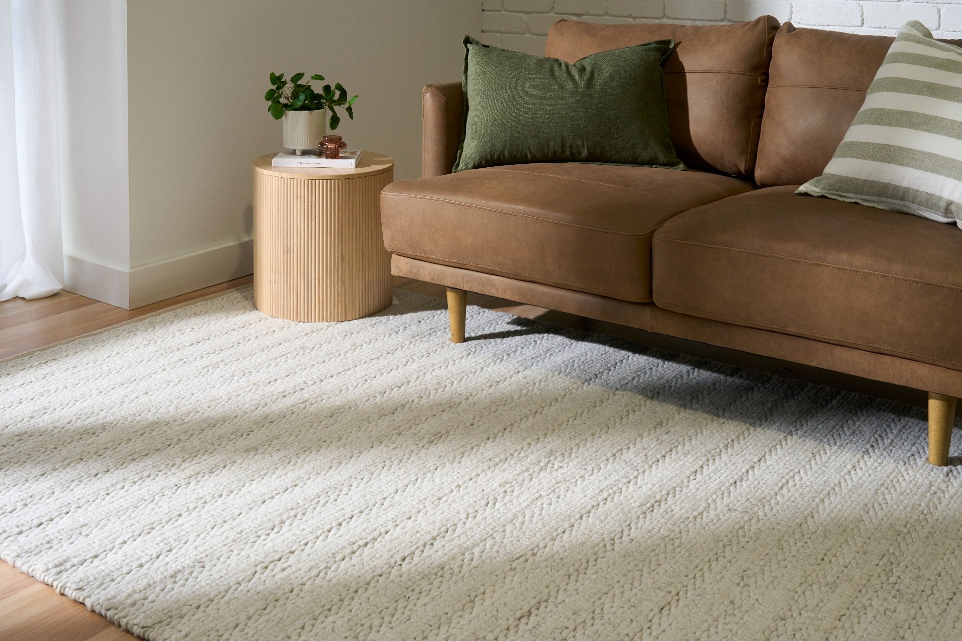 Vaucluse Silver is a textured hand woven loop pile and braided loop wool and viscose rug. It features a contemporary design. Colour Silver. Sizes 155 X 225, 200 X 290, 240 X 340 and 300 X 400. Life.